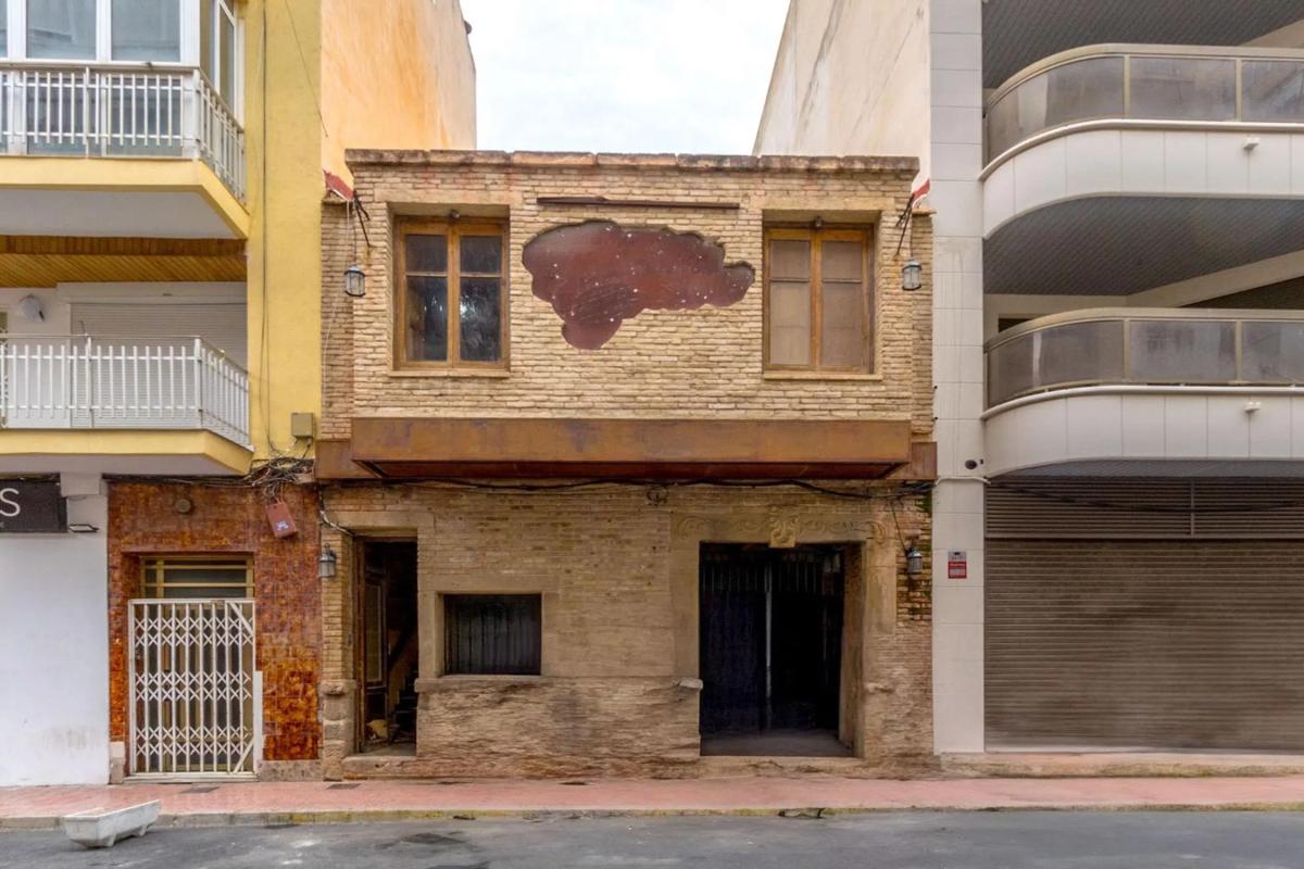 Propiedades en venta y alquiler en España photo 1