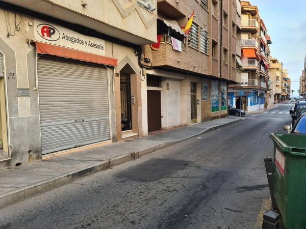 Local en calle Apolo, 20 photo 2