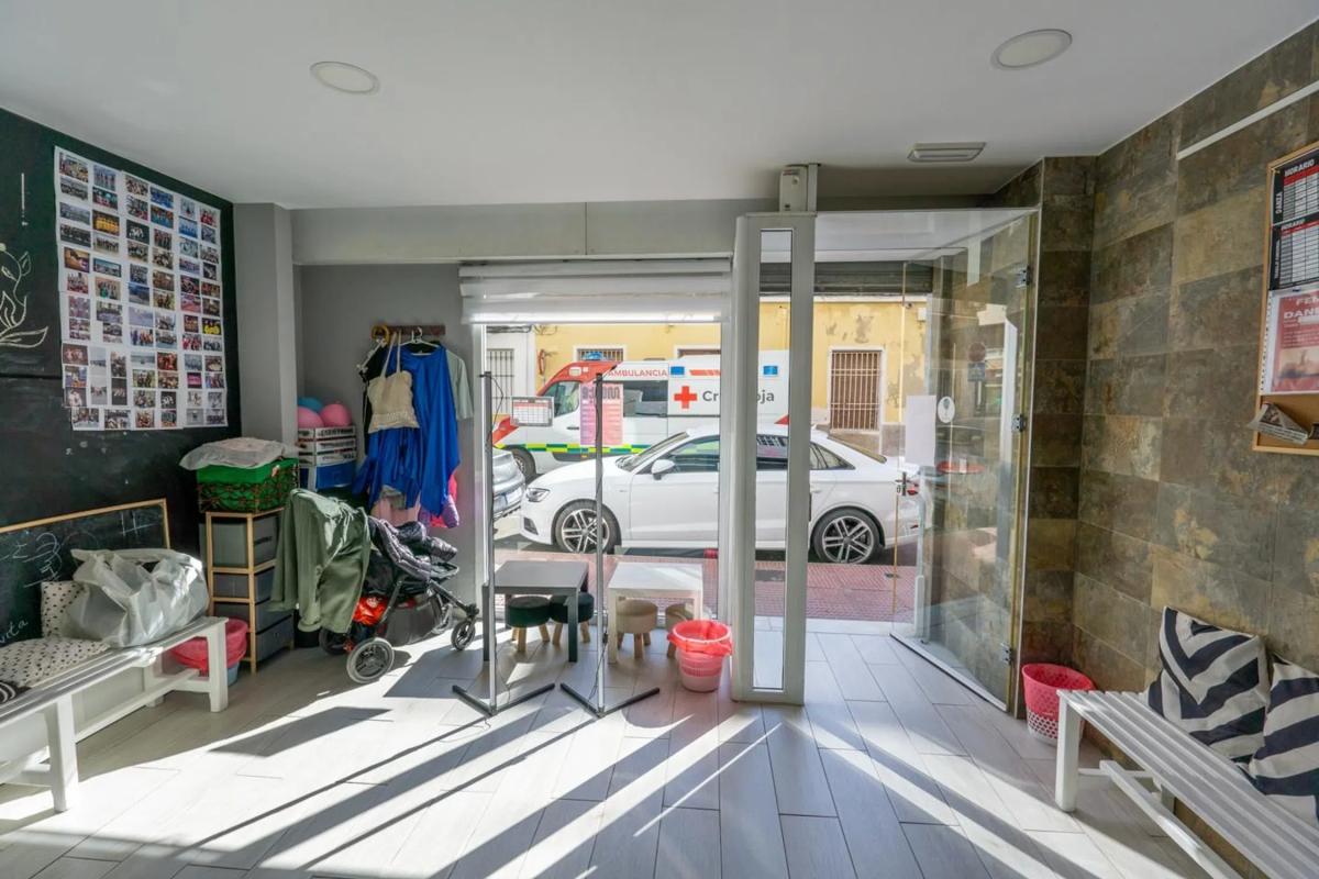 Properties for sale and rent in Spain photo 5