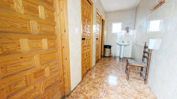 Nave en Crevillente photo 4