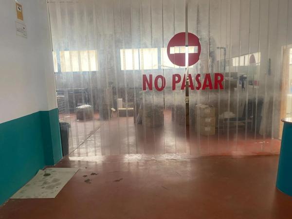 Nave en calle Monòver, 58 photo 3