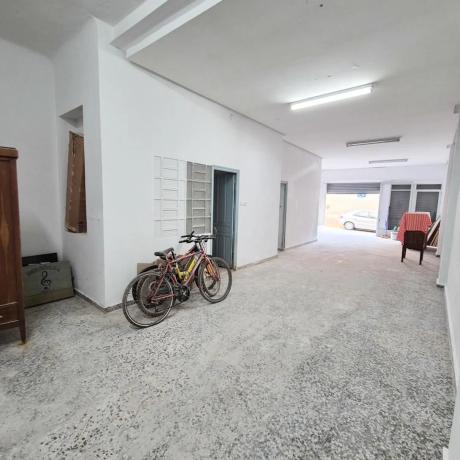 Local en calle Virgen de Loreto photo 1