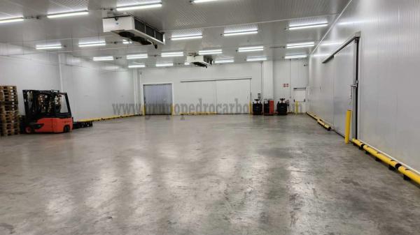 Nave en Crevillente photo 3