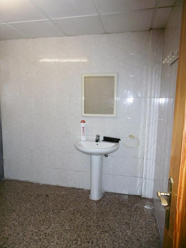 Propiedades en venta y alquiler en España photo 2