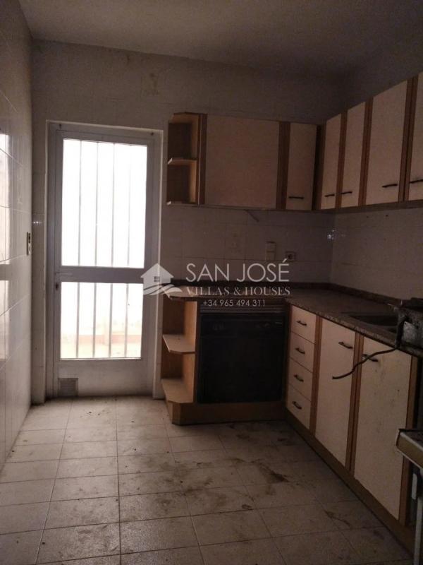 Propiedades en venta y alquiler en España photo 2