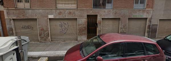Local en calle Esperidion Porta Requesens photo 2