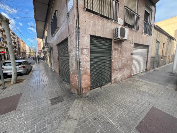 Local en Barrio Sector V-El Canal photo 1