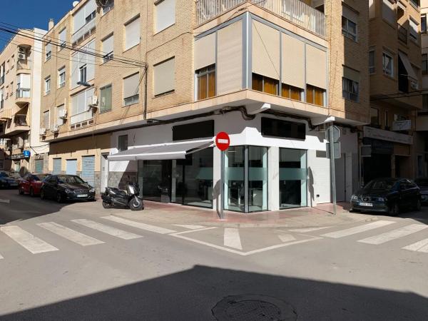 Local en calle Espoz y Mina, 32 thumbnail 1
