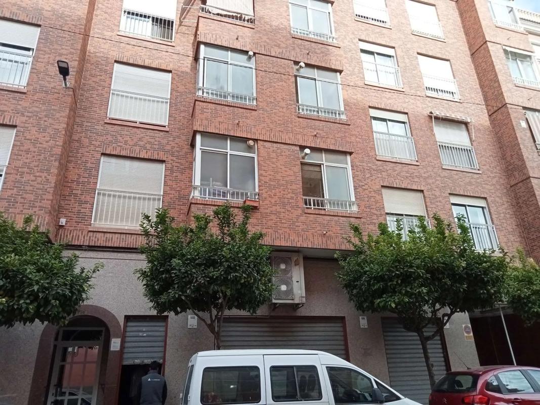 Properties for sale and rent in Spain photo 2