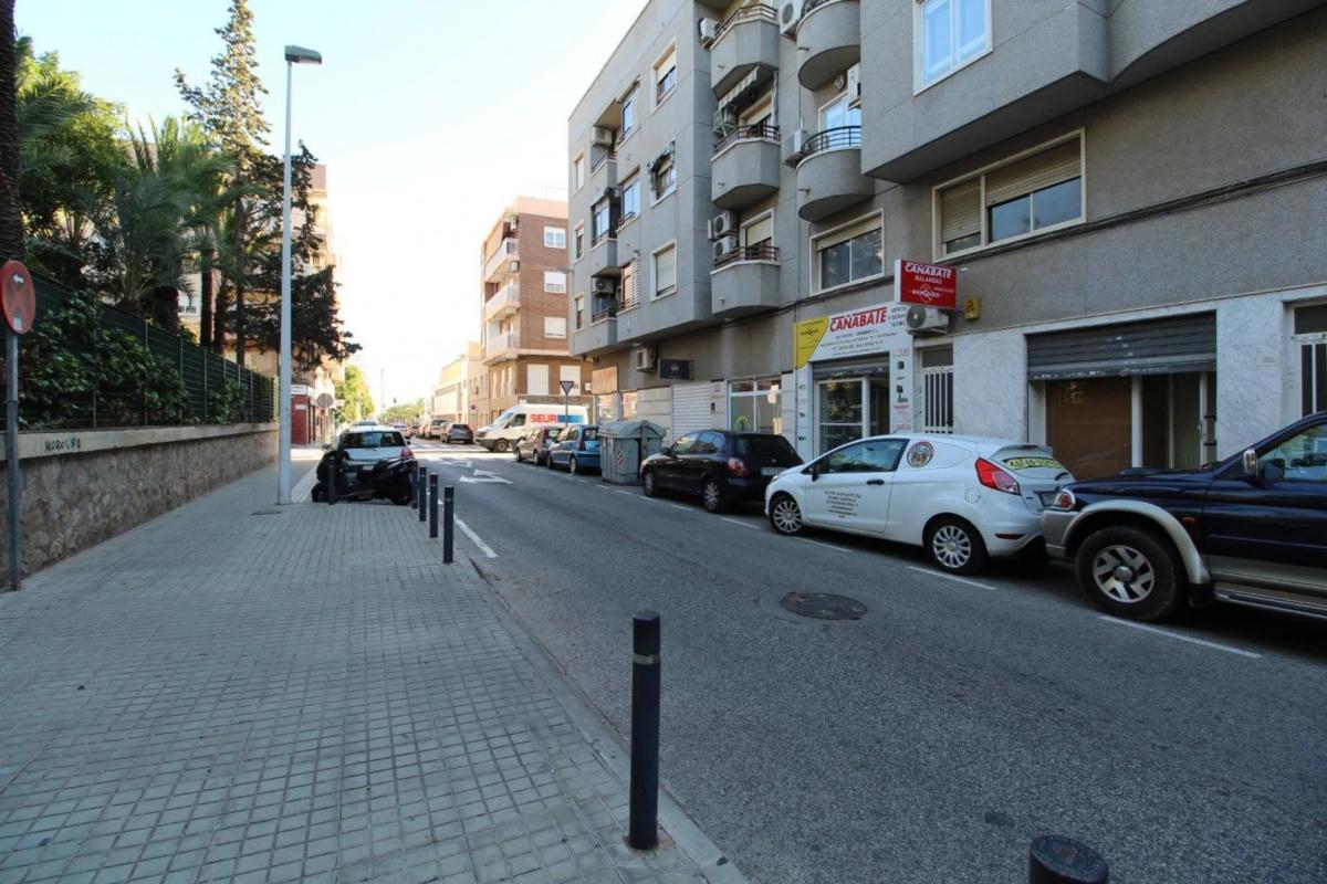 Propiedades en venta y alquiler en España photo 4