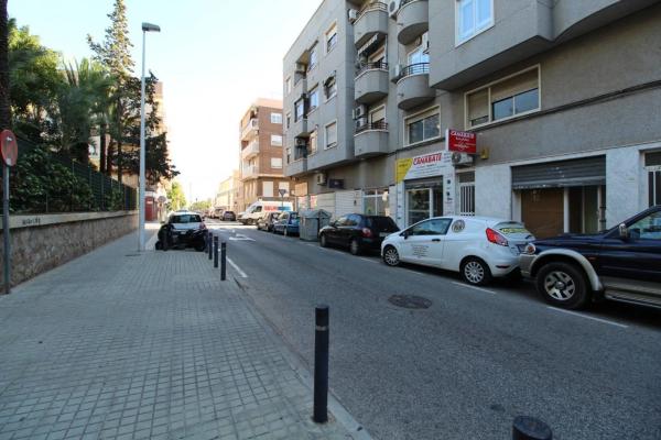 Local en Barrio San Crispín photo 4