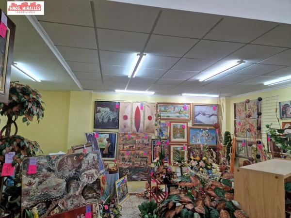 Local en Barrio Carrús Oeste thumbnail 1