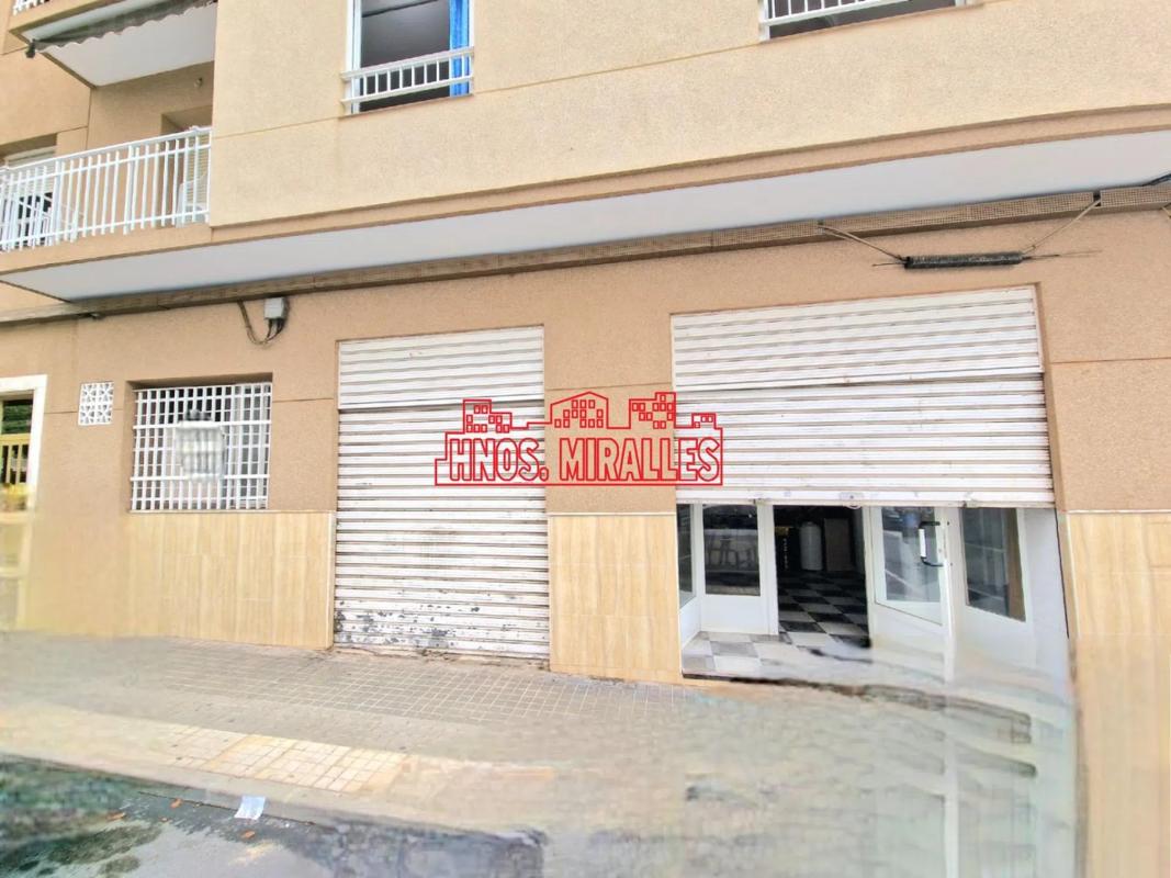 Propiedades en venta y alquiler en España photo 2