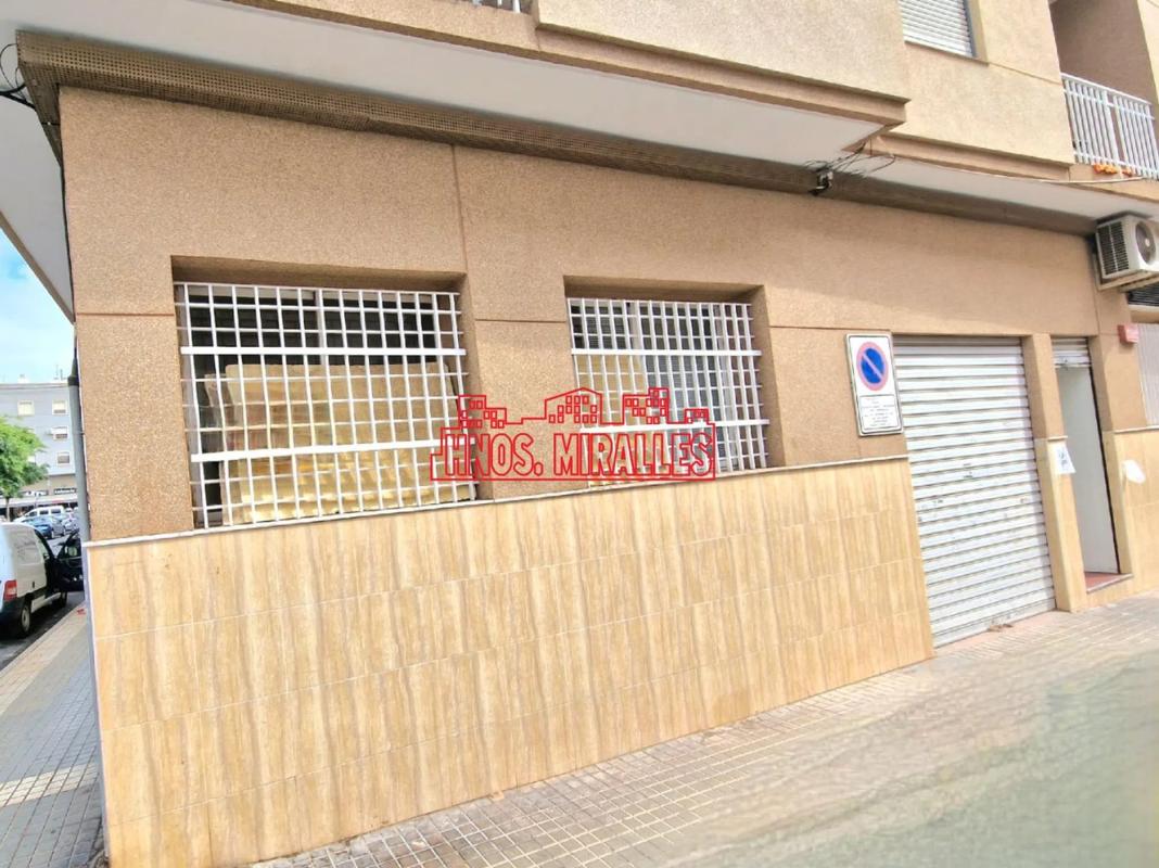 Propiedades en venta y alquiler en España photo 3