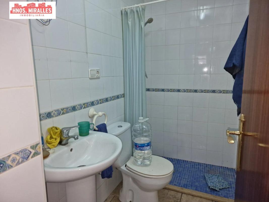 Propiedades en venta y alquiler en España photo 1