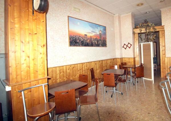 Local en Crevillente photo 4