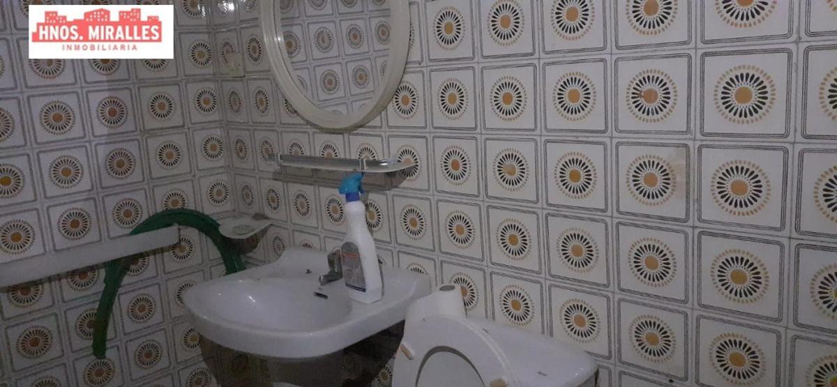 Propiedades en venta y alquiler en España photo 1