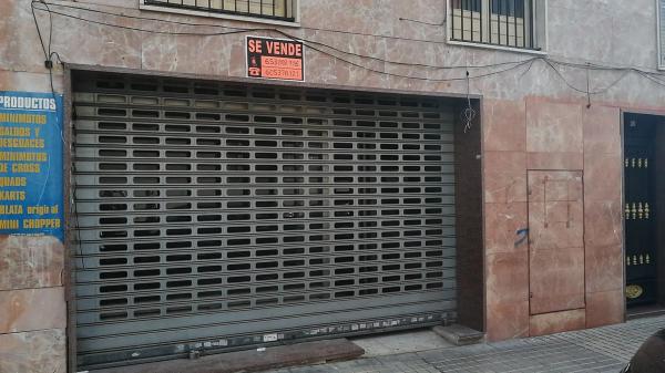 Local en calle Benito Pérez Galdós, 62 photo 1