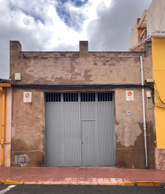 Properties for sale and rent in Spain photo 1