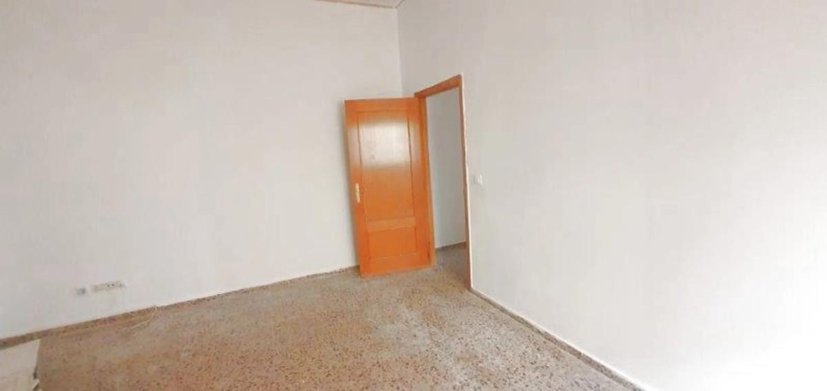 Properties for sale and rent in Spain photo 4