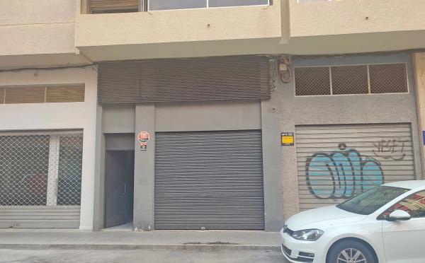 Local en calle del Arzobispo Loaces photo 1