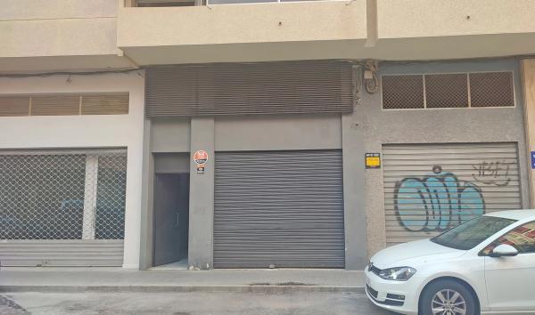 Local en calle del Arzobispo Loaces photo 3