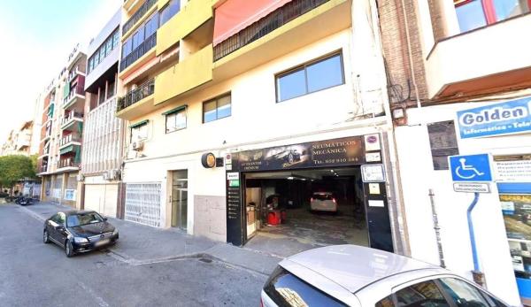 Local en calle Arquebisbe Loaces, 17 -15 photo 1