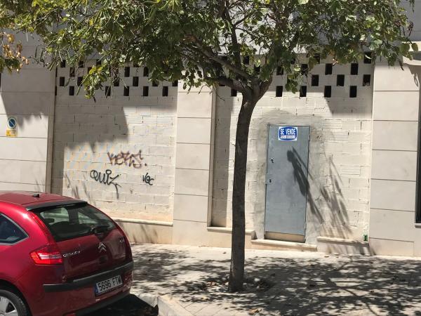 Local en calle daia vella, 17 photo 2