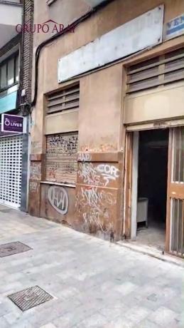 Local en calle Poeta Carmelo Calvo, 7 thumbnail 1