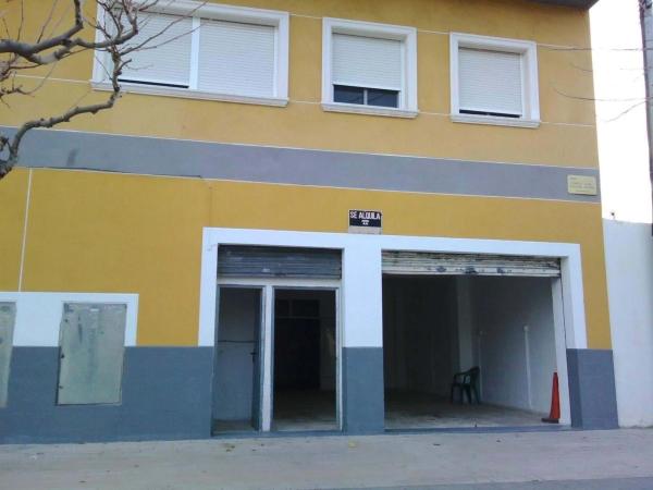 Local en calle Caracas photo 2