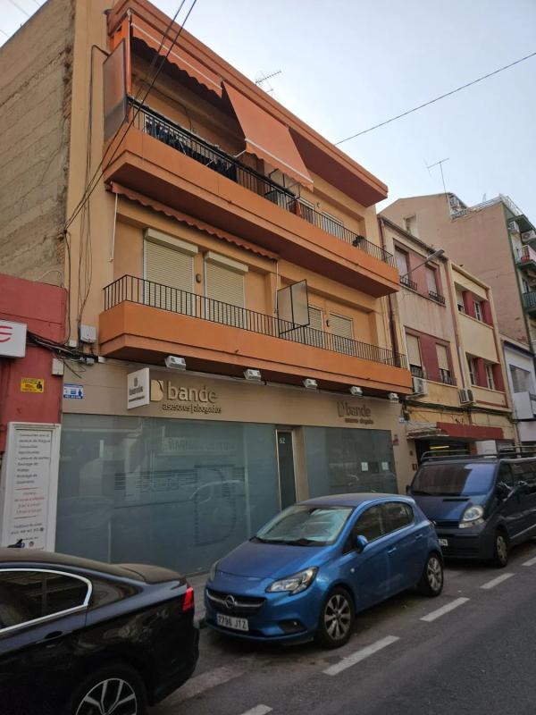 Properties for sale and rent in Spain photo 4