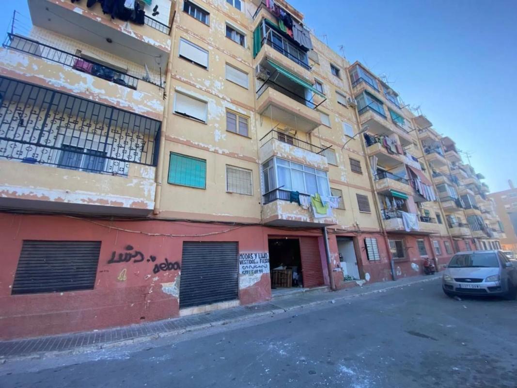 Propiedades en venta y alquiler en España photo 1