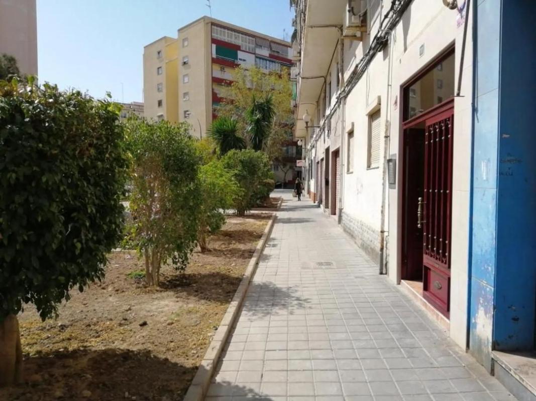 Properties for sale and rent in Spain photo 2