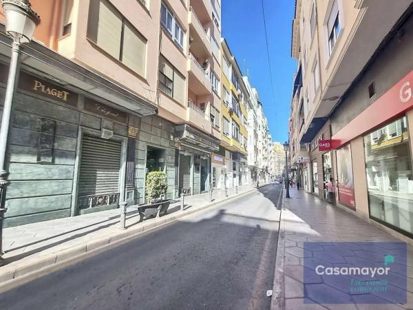 Local en calle del Teatro photo