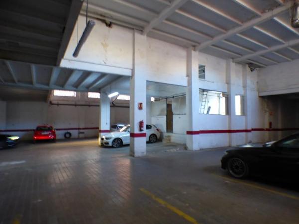 Nave en rentabilidad en calle de la Cruz del Sur thumbnail 3