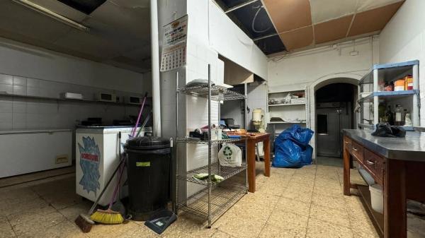 Local en calle Josep Maria Py thumbnail 2