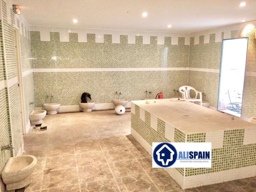Недвижимость на продажу и в аренду в Испании photo 2