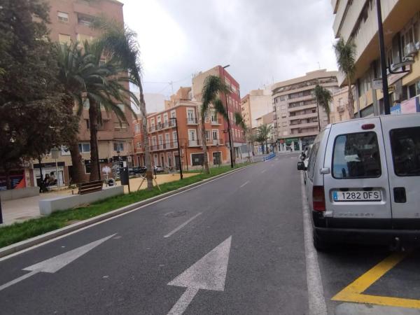 Local en calle Pintor Murillo photo 4