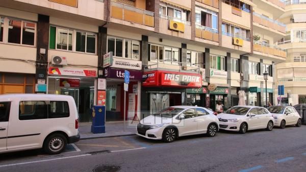 Local en calle del Medico Pascual Perez, 28 thumbnail 2