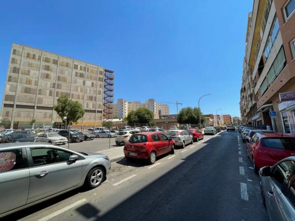 Local en Barrio Altozano photo 4