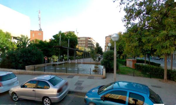 Local en Barrio Campoamor photo 1