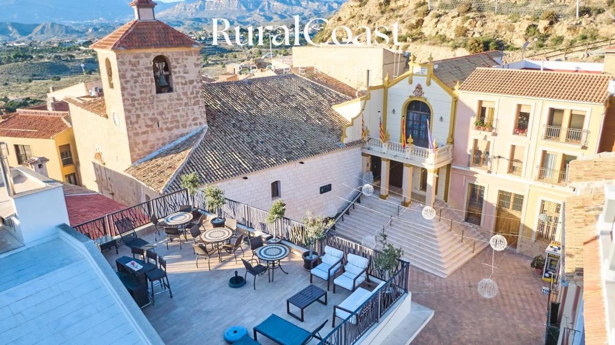 Properties for sale and rent in Spain photo 1
