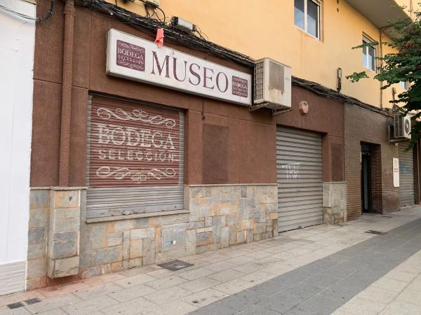 Local en calle Sant Bartomeu, 101 photo 2