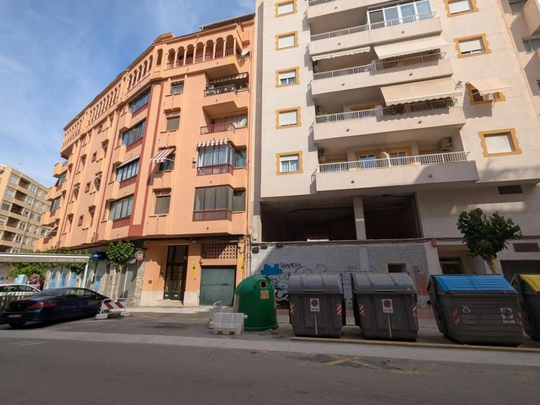 Propiedades en venta y alquiler en España photo 4