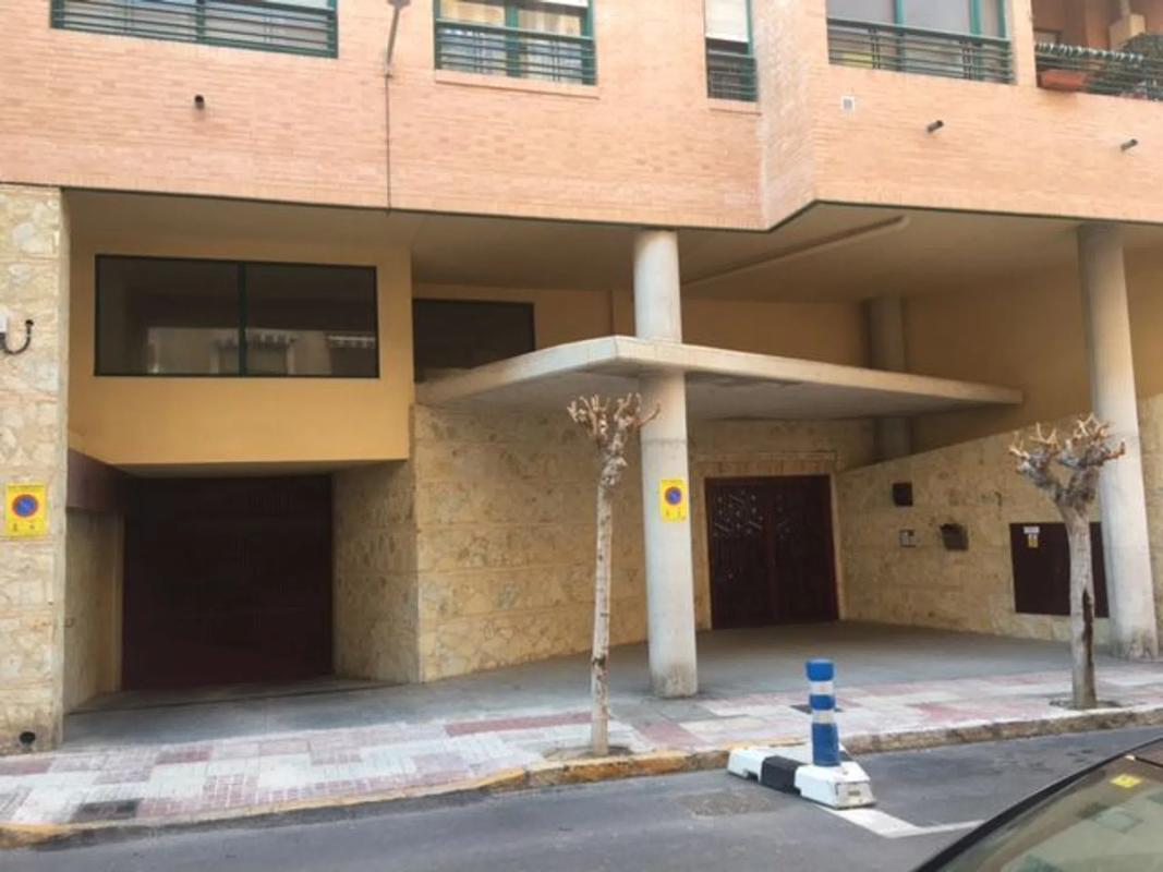 Propiedades en venta y alquiler en España photo 4
