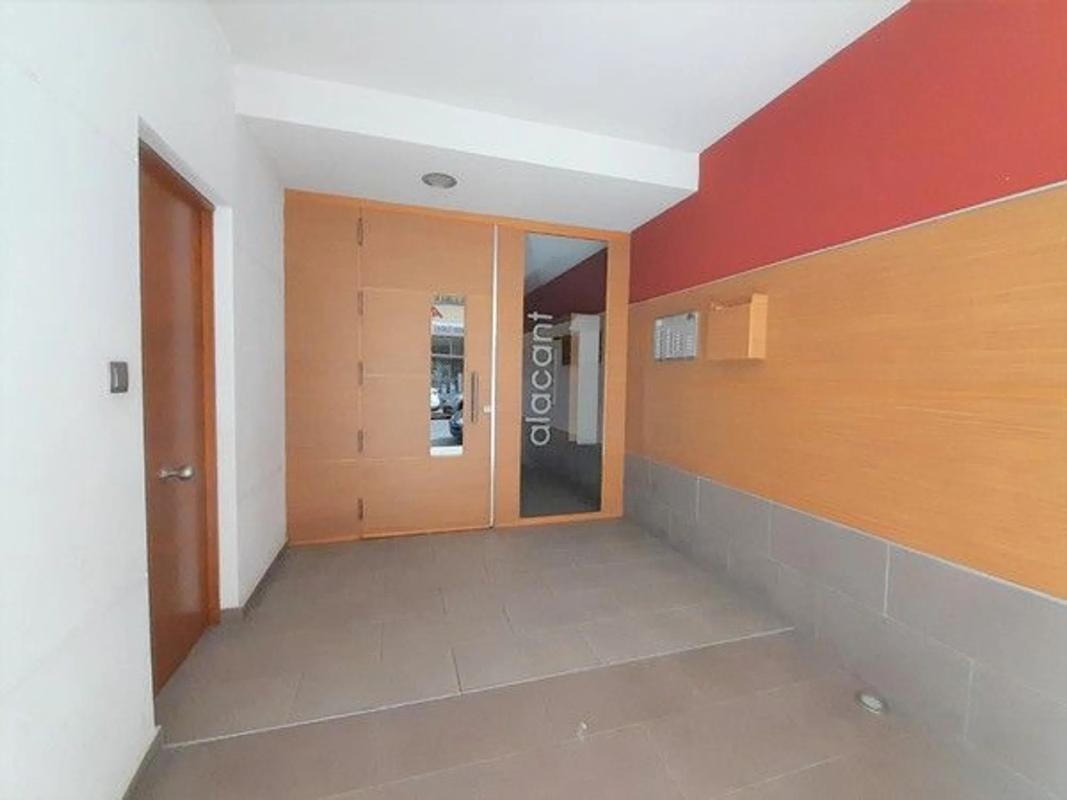 Propiedades en venta y alquiler en España photo 2