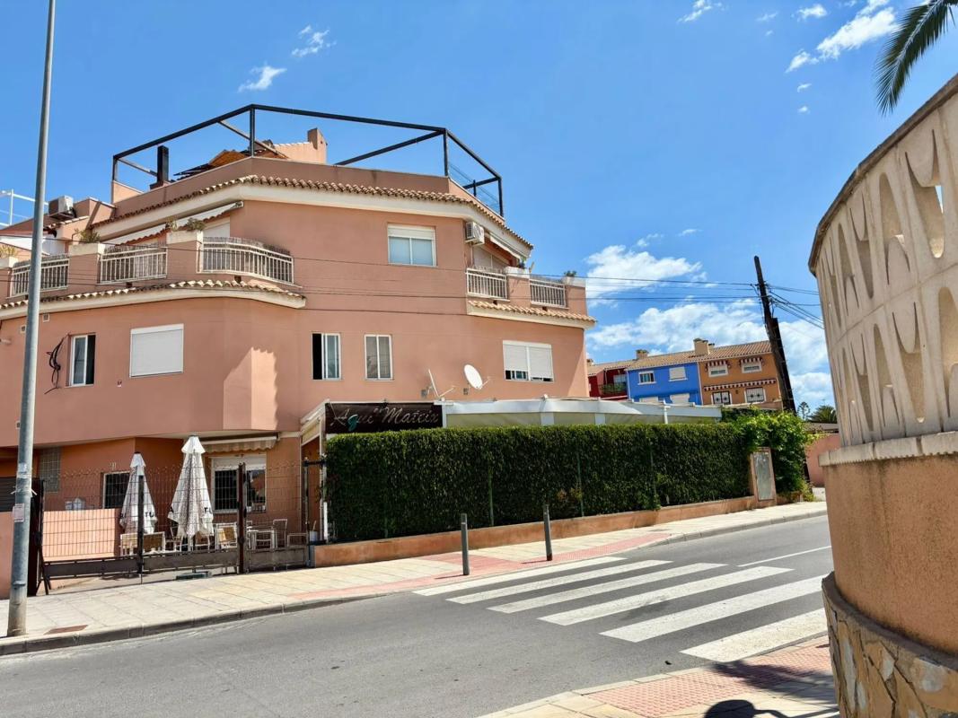 Propiedades en venta y alquiler en España photo 4