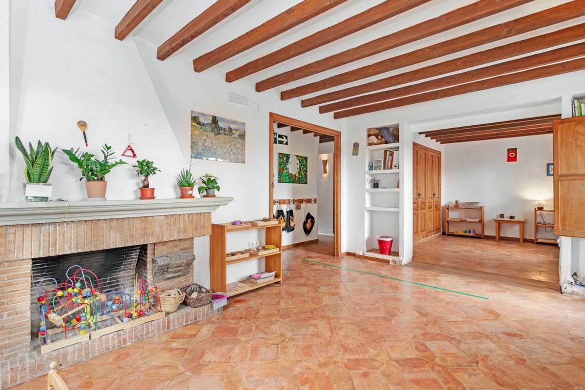 Properties for sale and rent in Spain photo 5