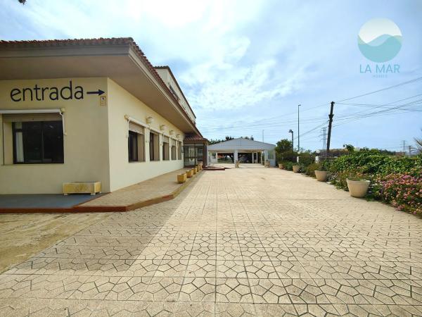 Local en avenida Ancha de Castelar thumbnail 2