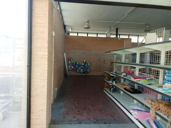 Nave en calle Cottolengo, 7 thumbnail 2